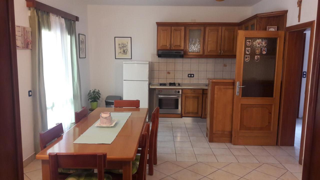 Apartman Rabatin スベティ・フィリップ・イ・ヤコブ エクステリア 写真